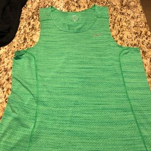 Nike tank